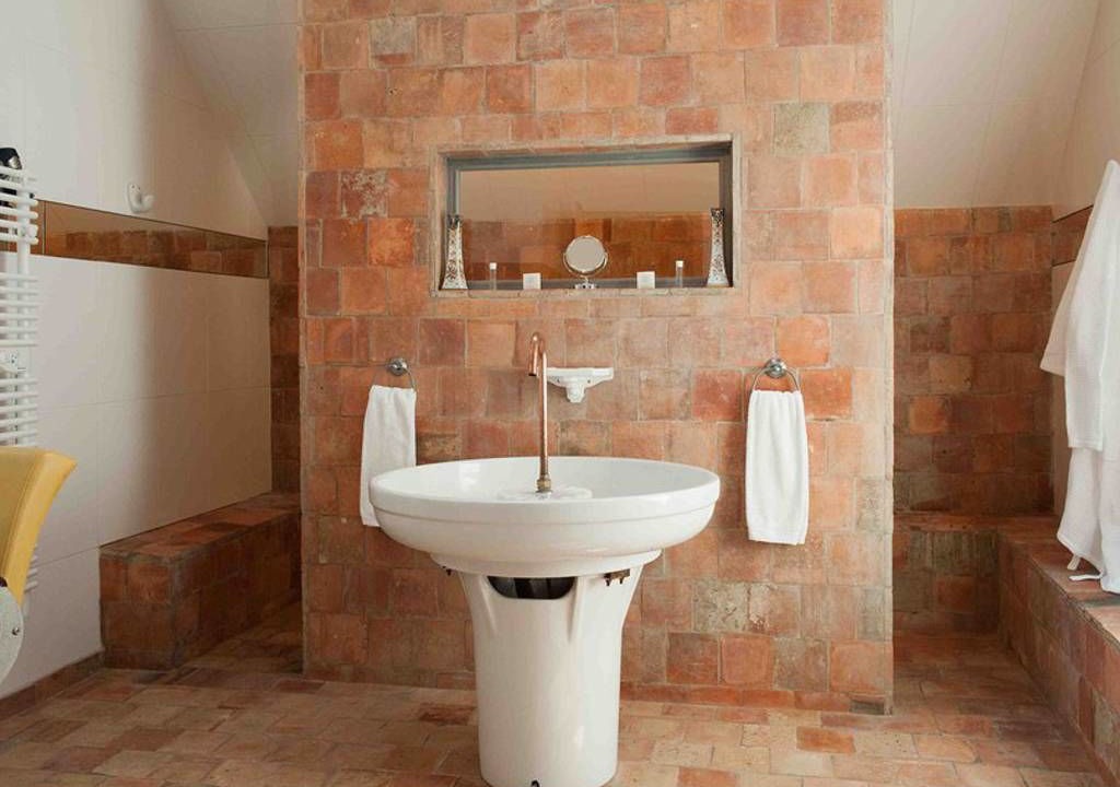 Photo of Bathroom in Autheuil-Authouillet