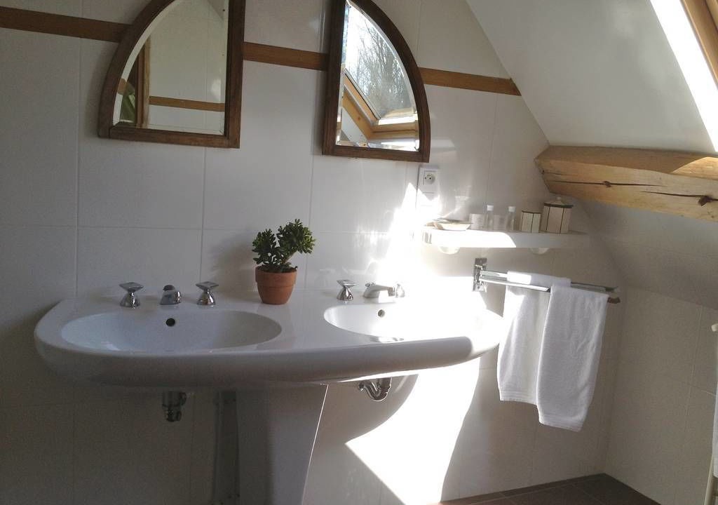 Photo of Bathroom in Autheuil-Authouillet