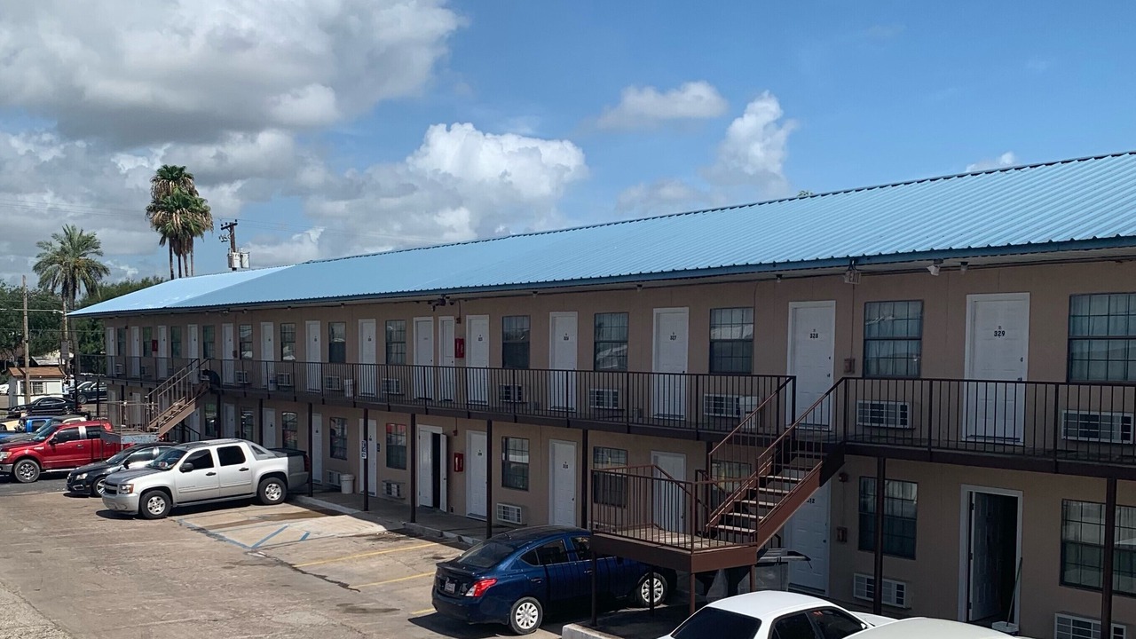 Photo of Outdoor in Western Division