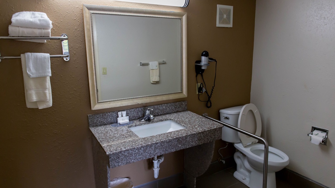 Photo of Bathroom in Monroeville