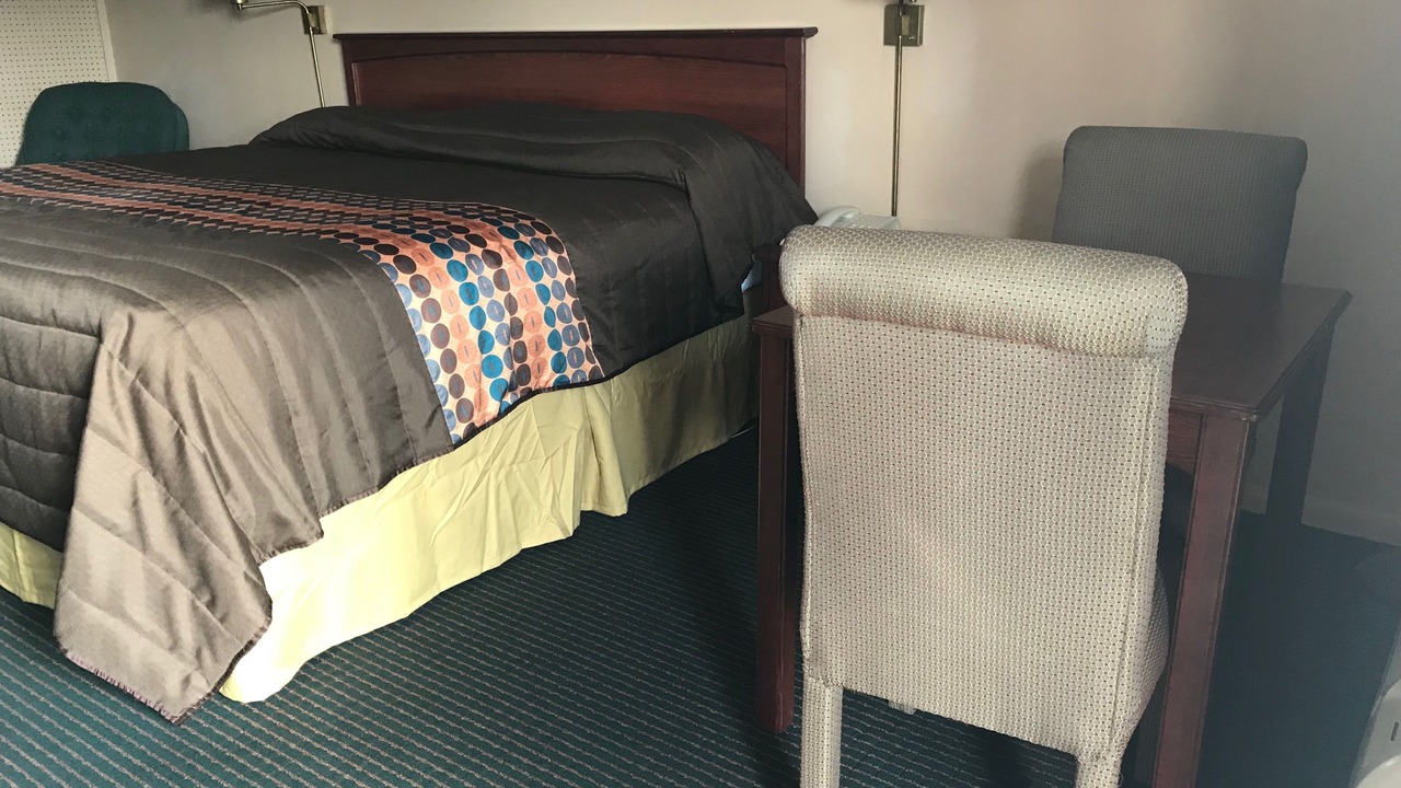 Photo of Others in Gadsden