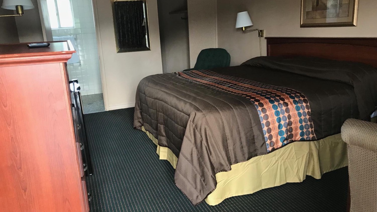 Photo of Others in Gadsden