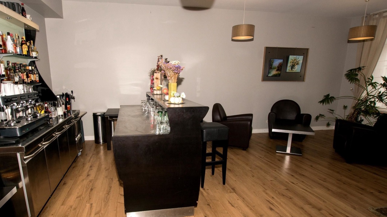 Photo of Others in Brou