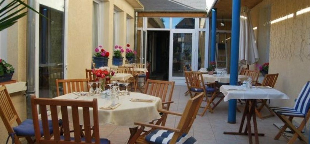 Photo of Others in Brou