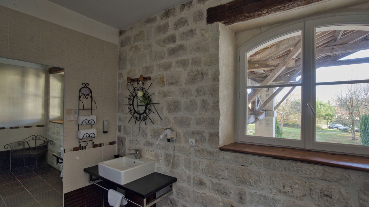 Photo of Bathroom in Saintes Agglomeration