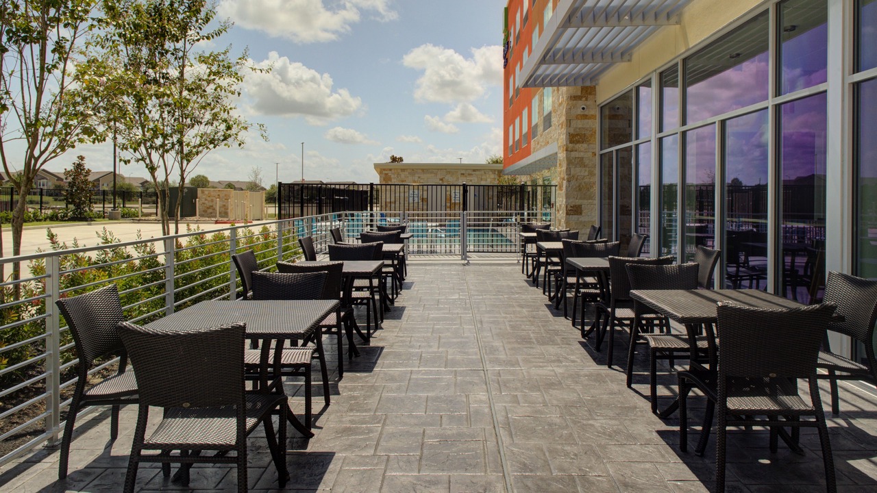 Photo of Patio Balcony in Cypress