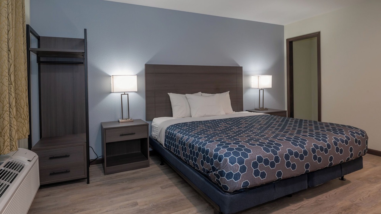 Photo of Bedroom in Forks