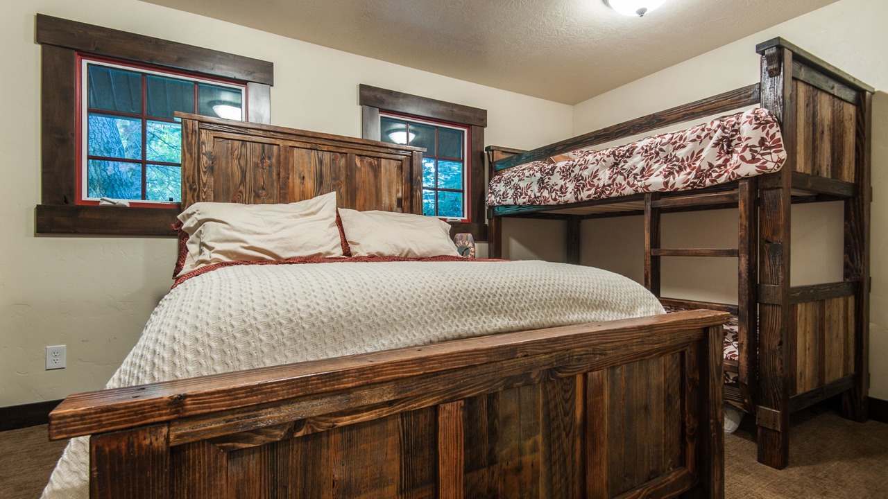 Photo of Bedroom in Sundance