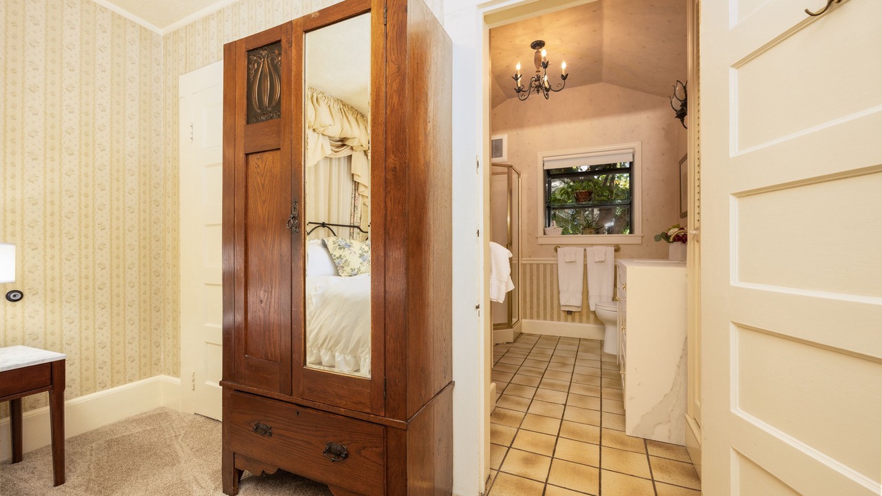 Photo of Bedroom in Half Moon Bay