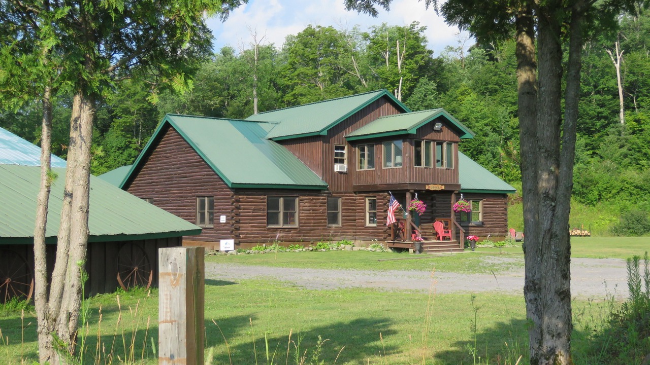 Photo of Buildings in Redfield