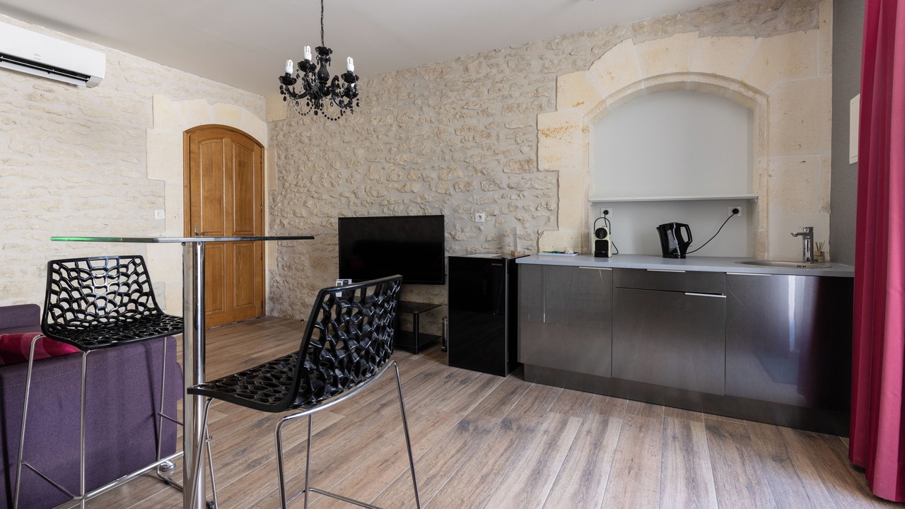 Photo of Others in Cognac