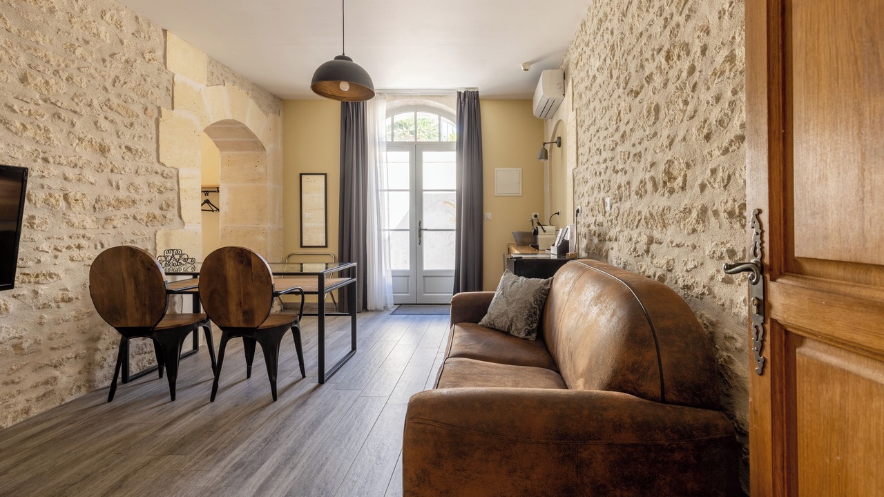 Photo of Others in Cognac