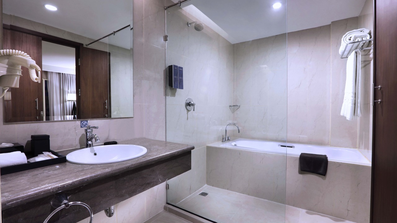 Photo of Bathroom in Biringkanya