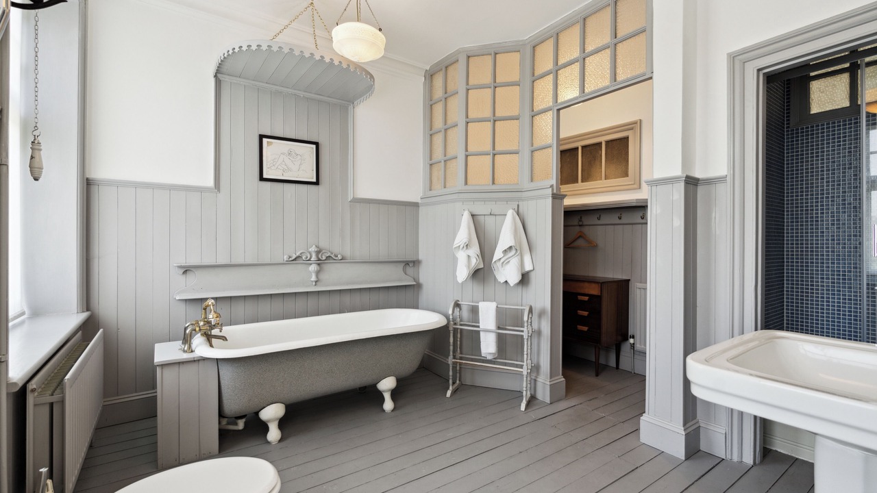 Photo of Bedroom in Bray on Thames