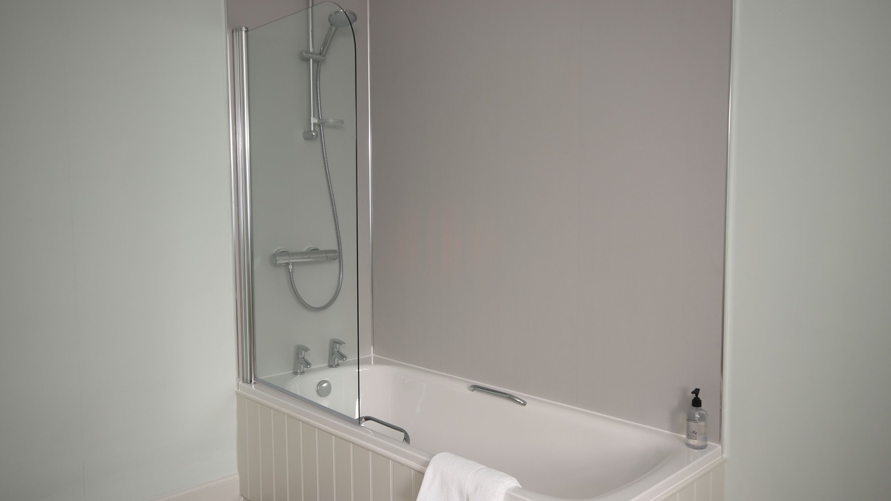 Photo of Bathroom in Kelso