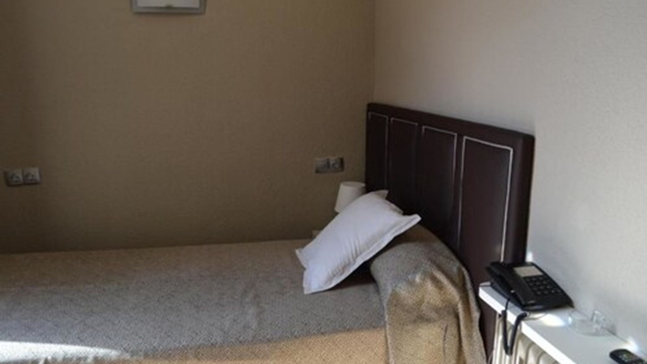 Photo of Bedroom in Roses Town Center