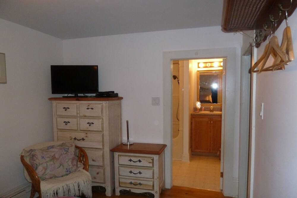 Photo of Bedroom in Port Maitland