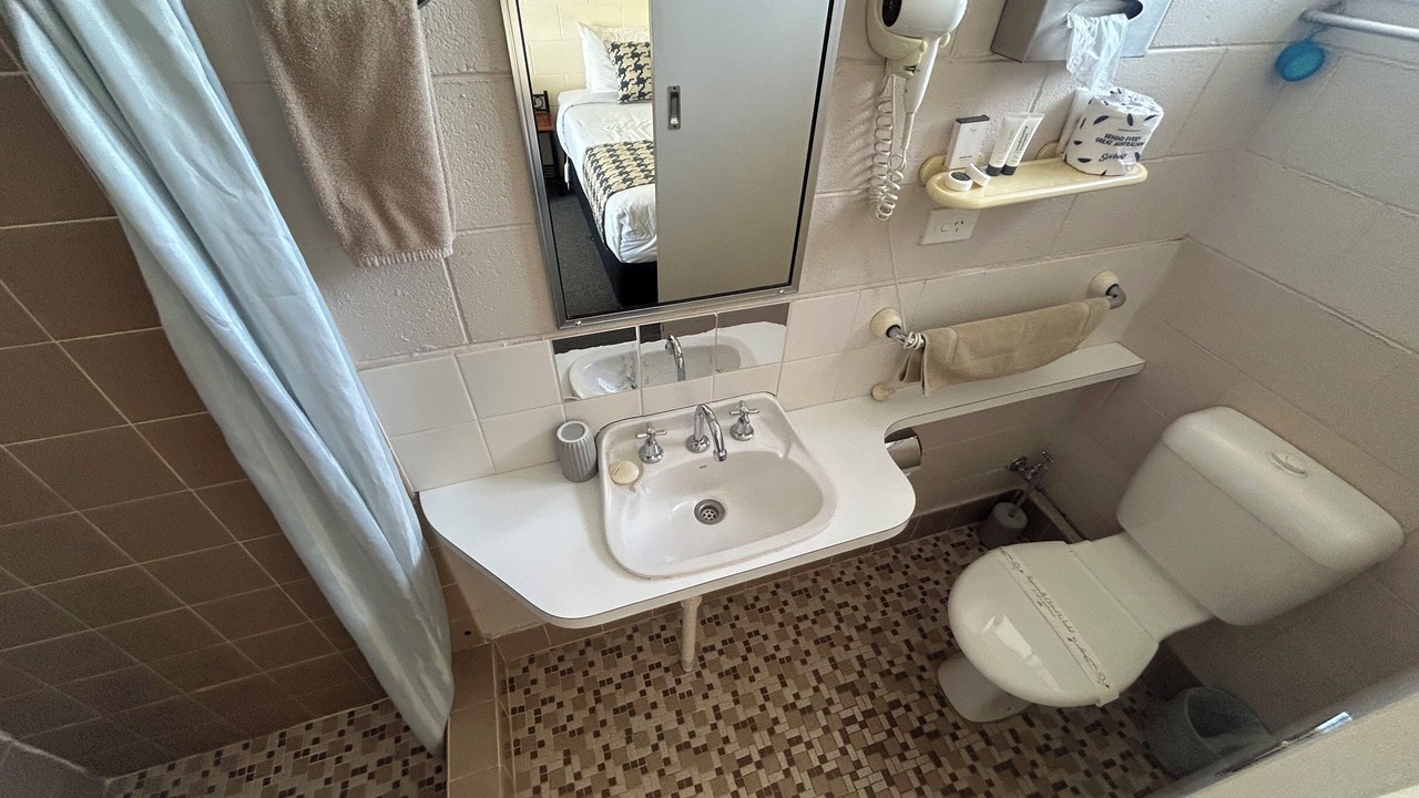 Photo of Bathroom in Warren