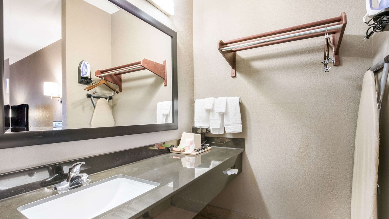 Photo of Bedroom in Forrest City