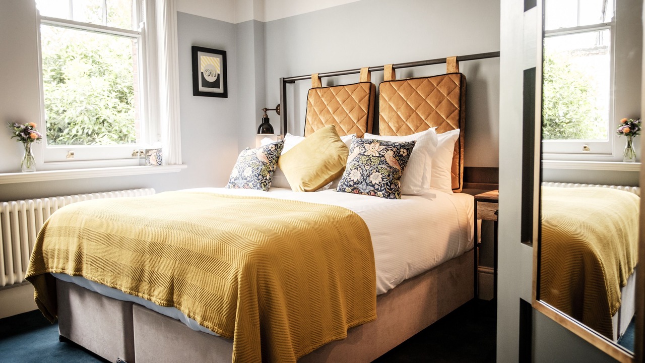 Photo of Outdoor in Tudor