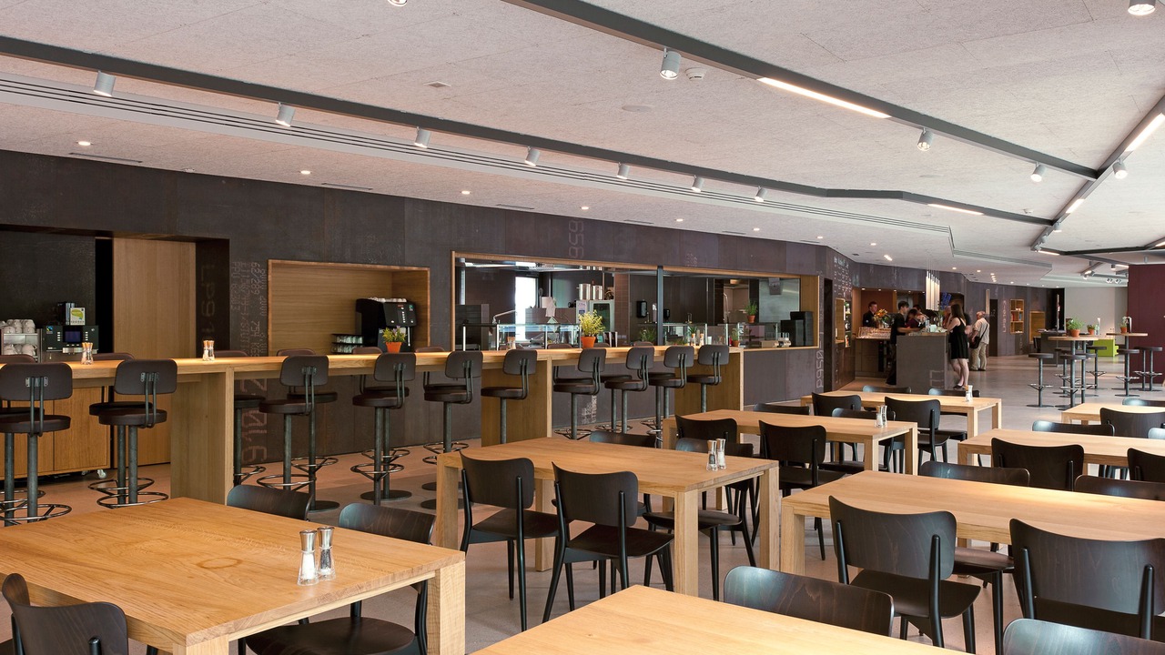 Photo of Others in Central Interlaken