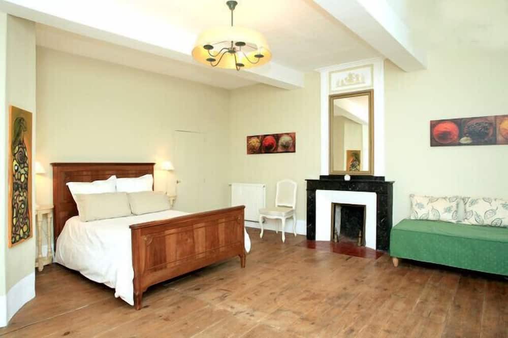 Photo of Bedroom in Les Cammazes