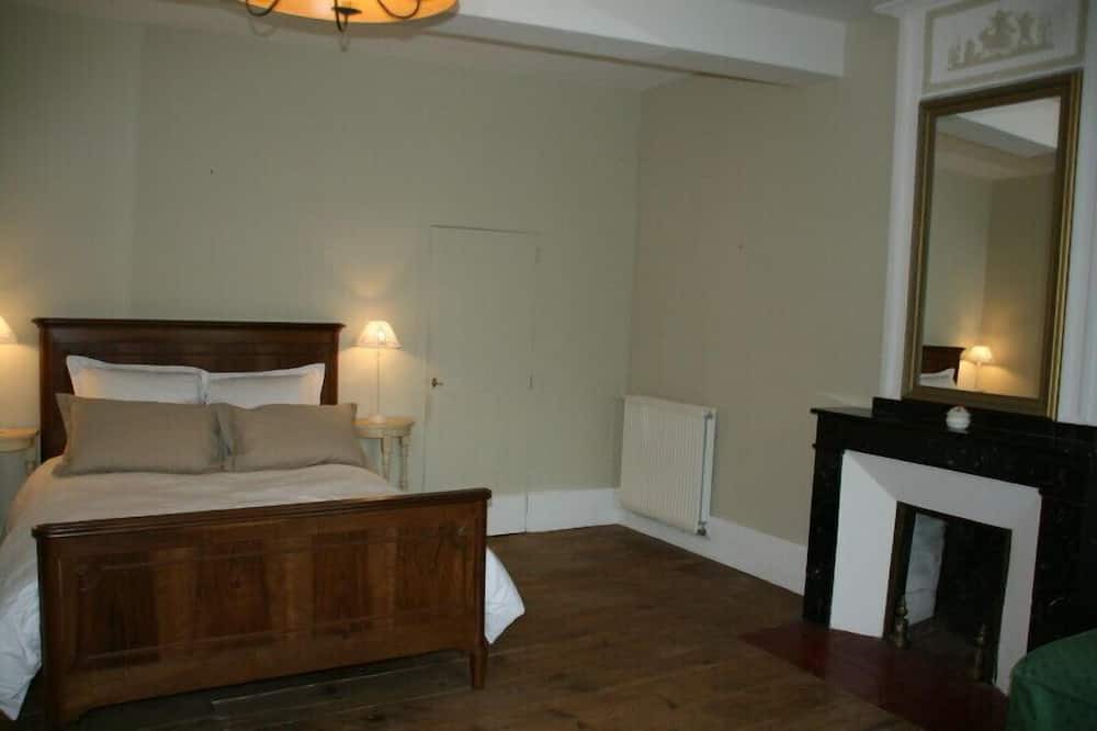 Photo of Bedroom in Les Cammazes