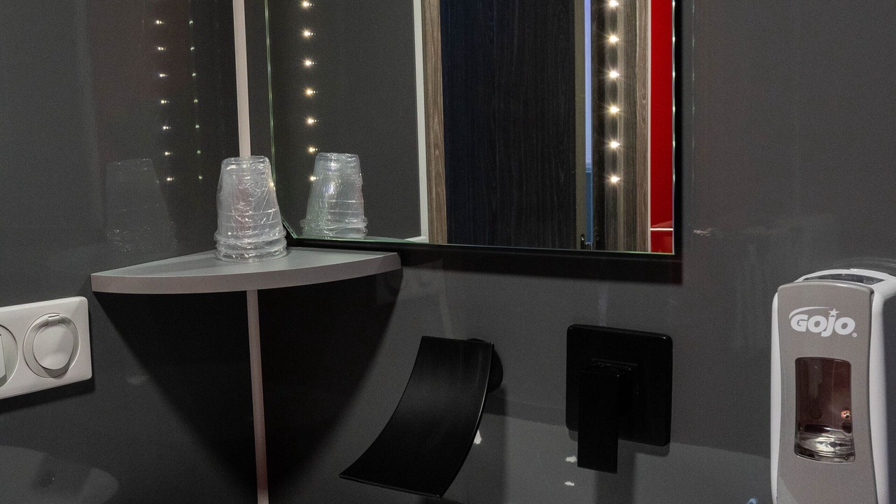 Photo of Bathroom in Pamiers