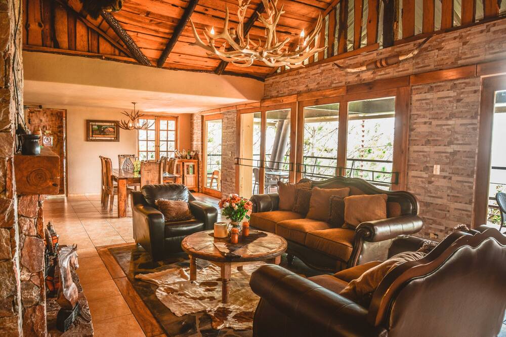 Photo of Livingroom in Jarabacoa