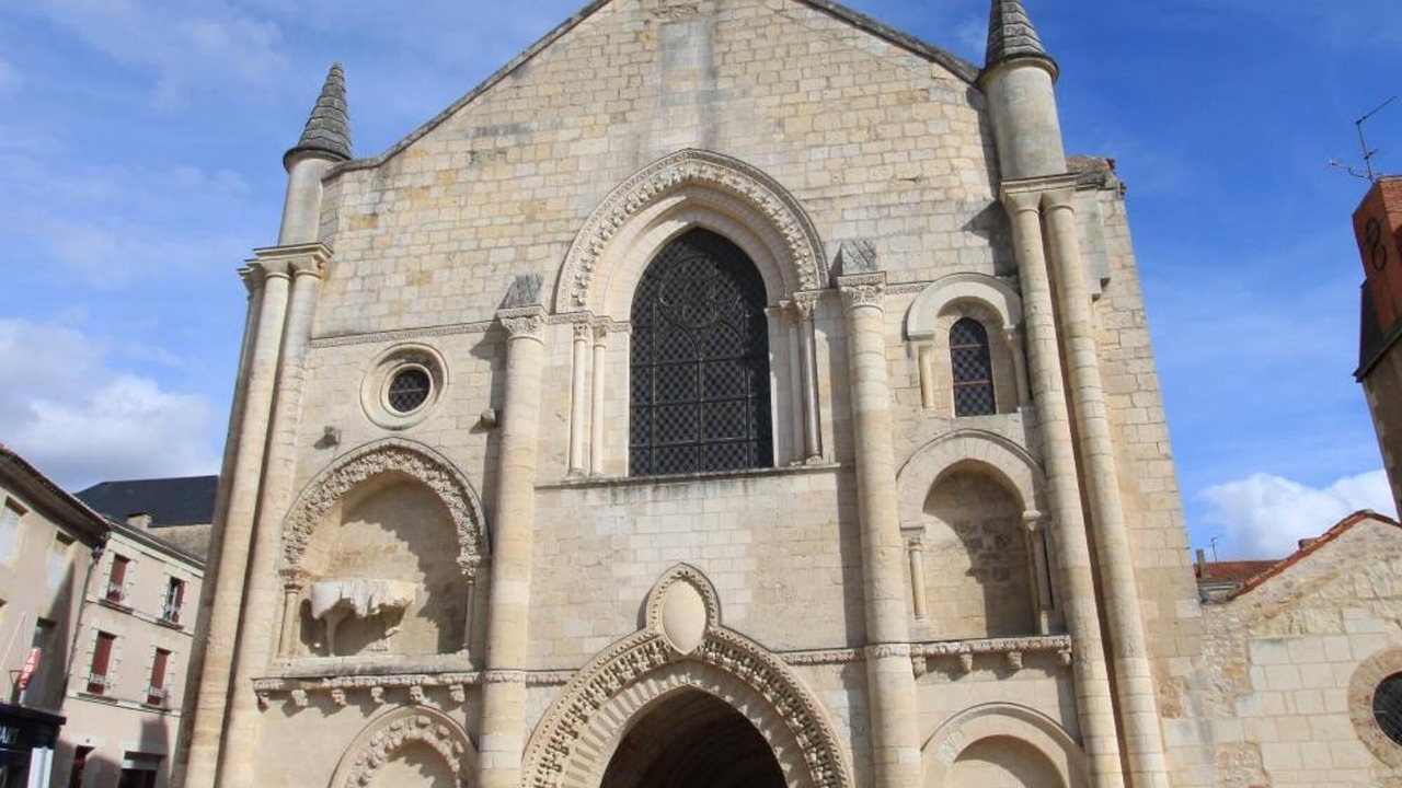 Photo of Outdoor in Airvault