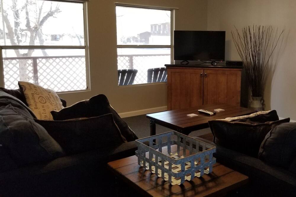 Photo of Livingroom in Roosevelt