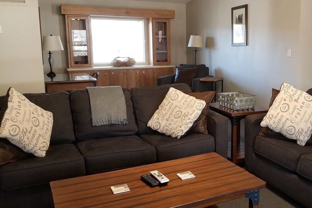 Photo of Livingroom in Roosevelt