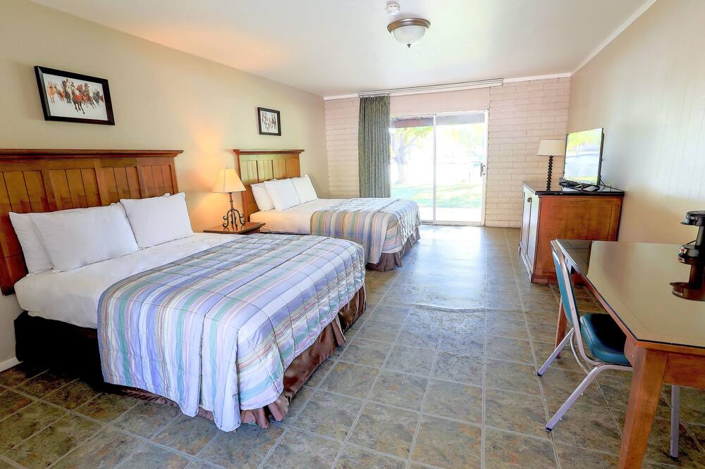 Photo of Bedroom in Roosevelt