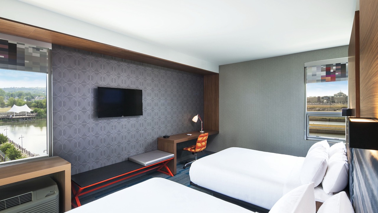 Photo of Bedroom in Lakefront