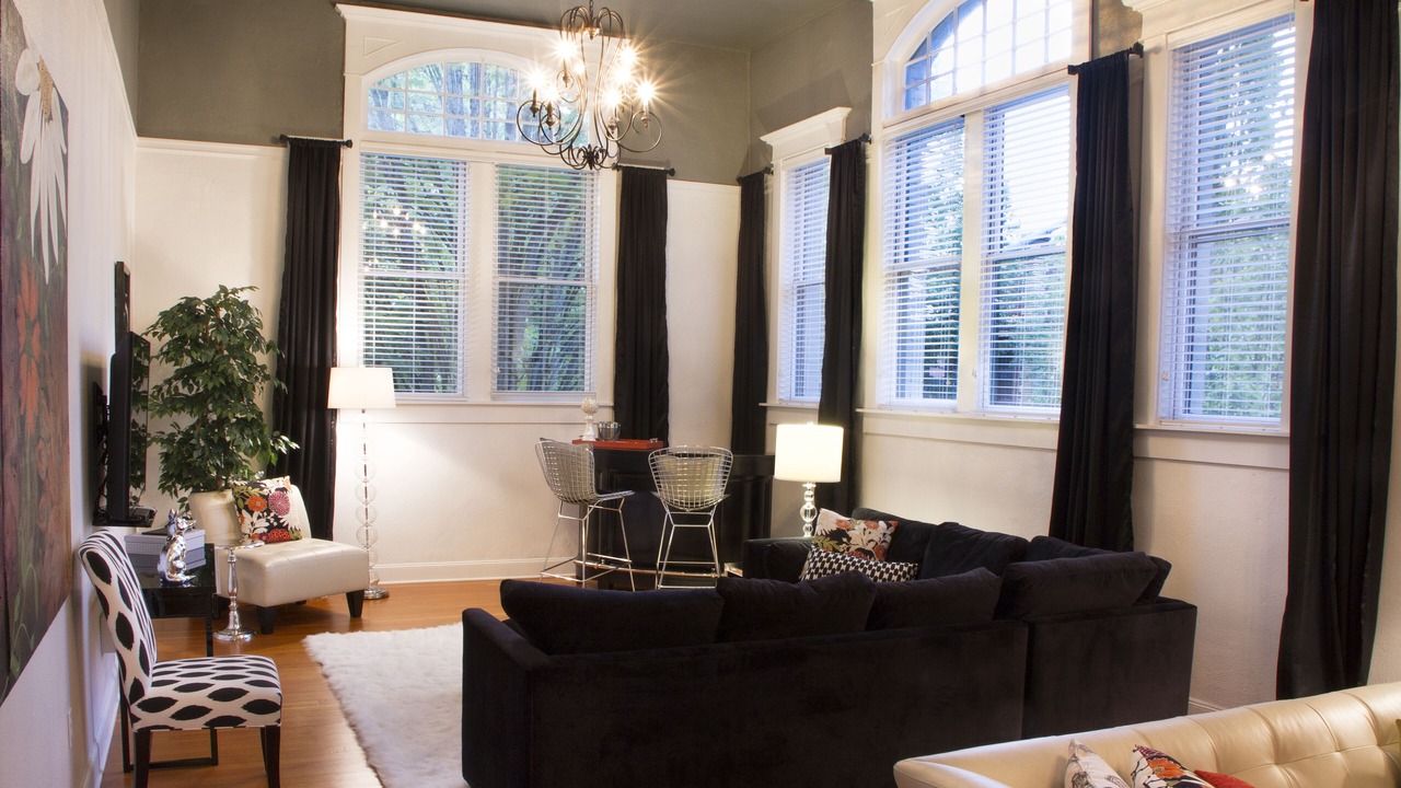 Photo of Livingroom in McMinnville