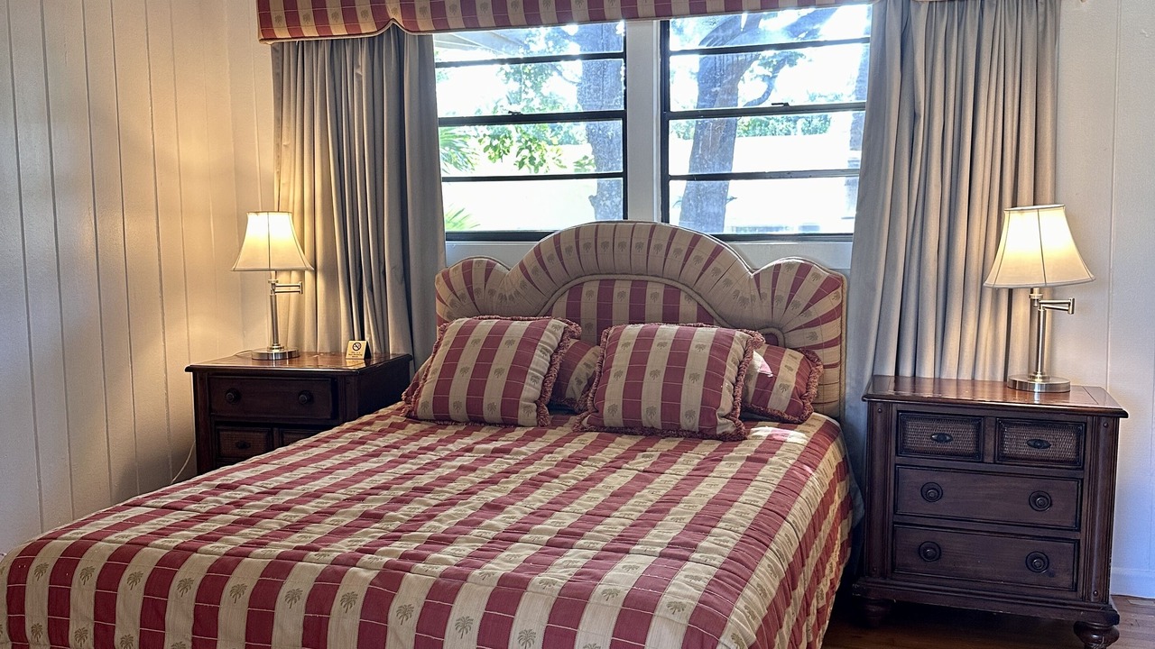 Photo of Bedroom in Key Biscayne