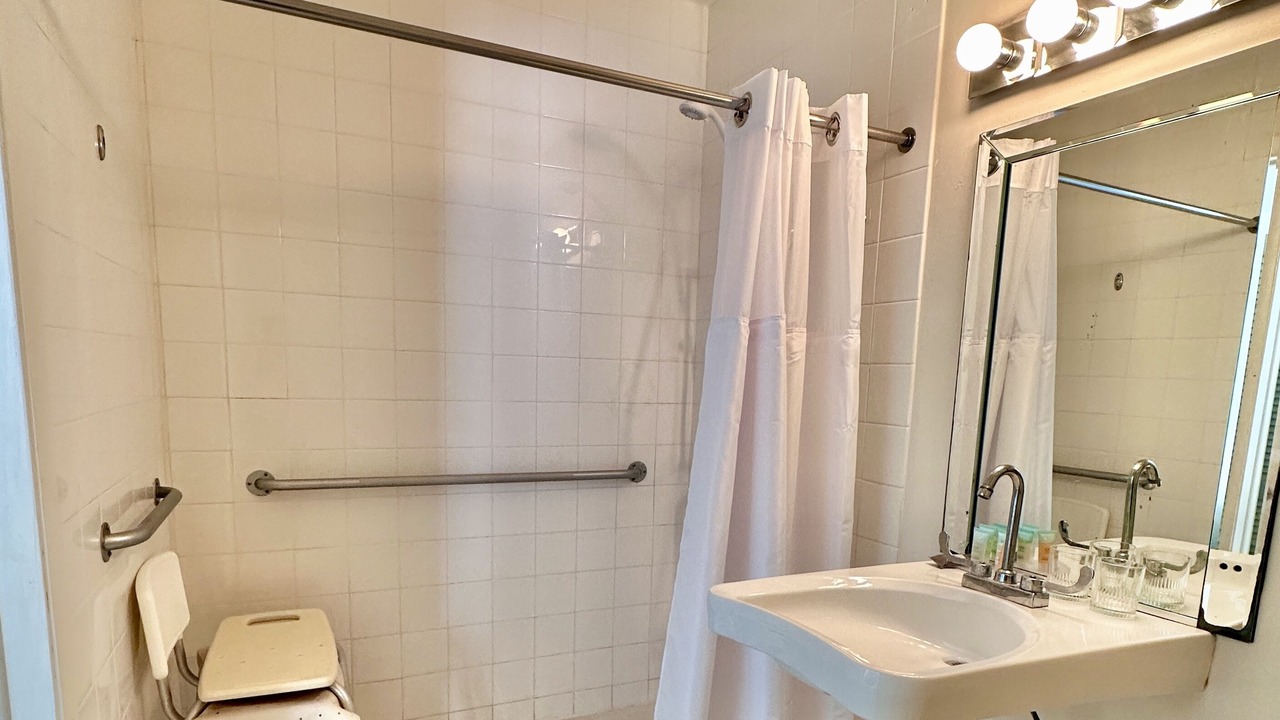 Photo of Bathroom in Key Biscayne