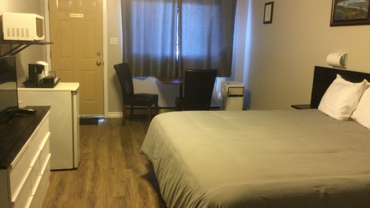 Photo of Bedroom in Parrsboro