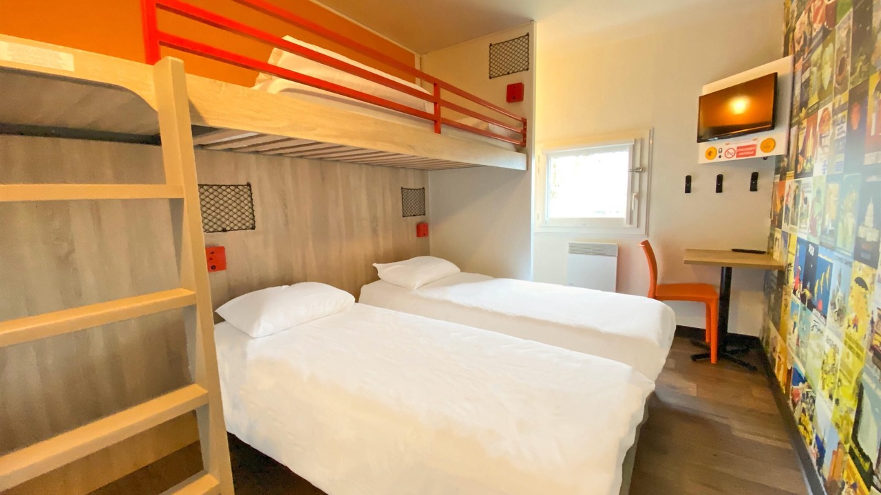 Photo of Bedroom in Change