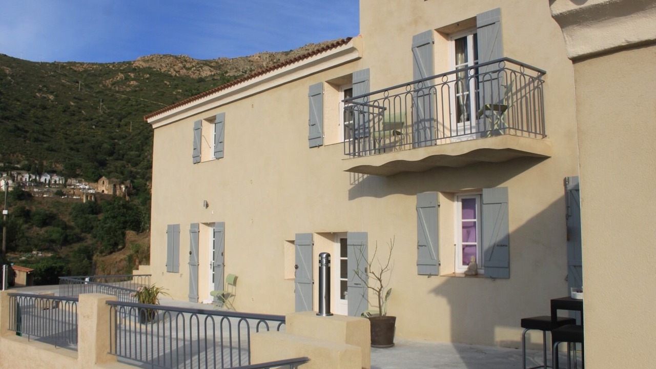 Photo of Buildings in Belgodere