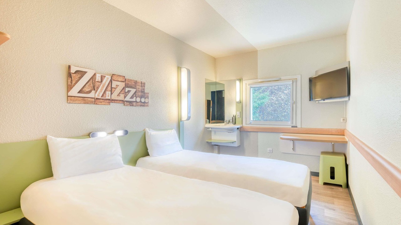 Photo of Bedroom in Trappes