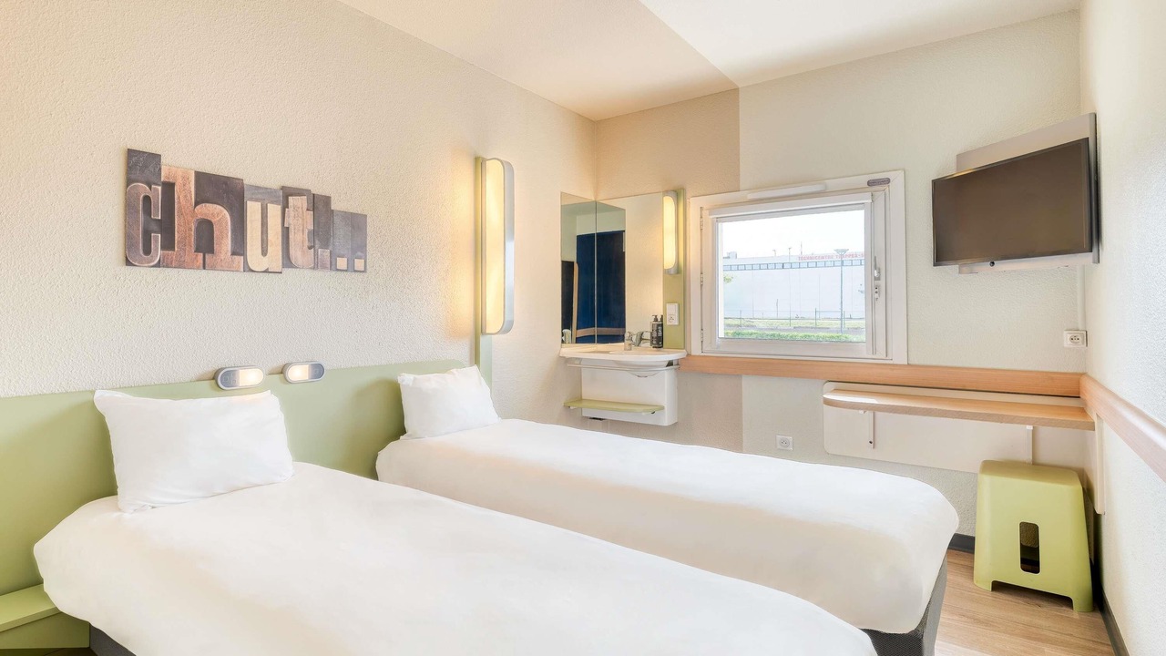 Photo of Bedroom in Trappes