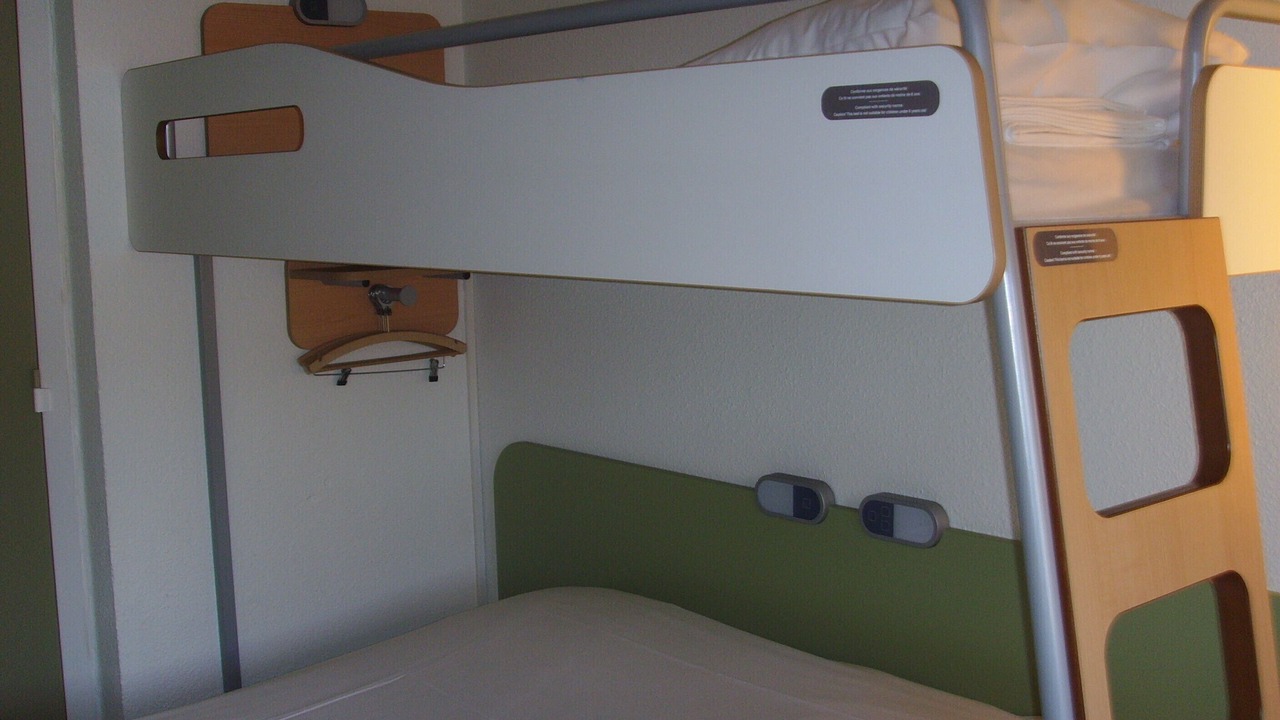 Photo of Bedroom in L'Isle-Adam