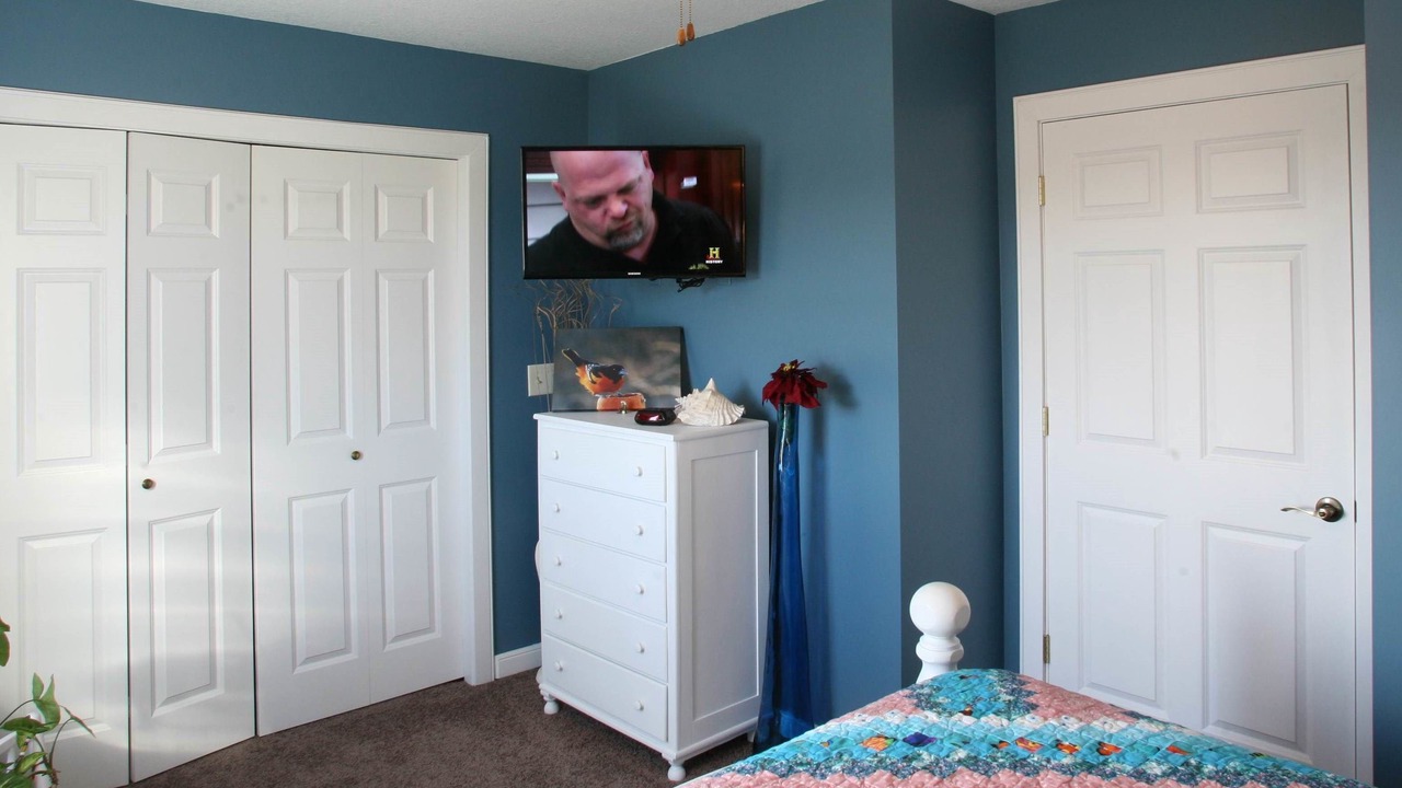 Photo of Bedroom in Clare