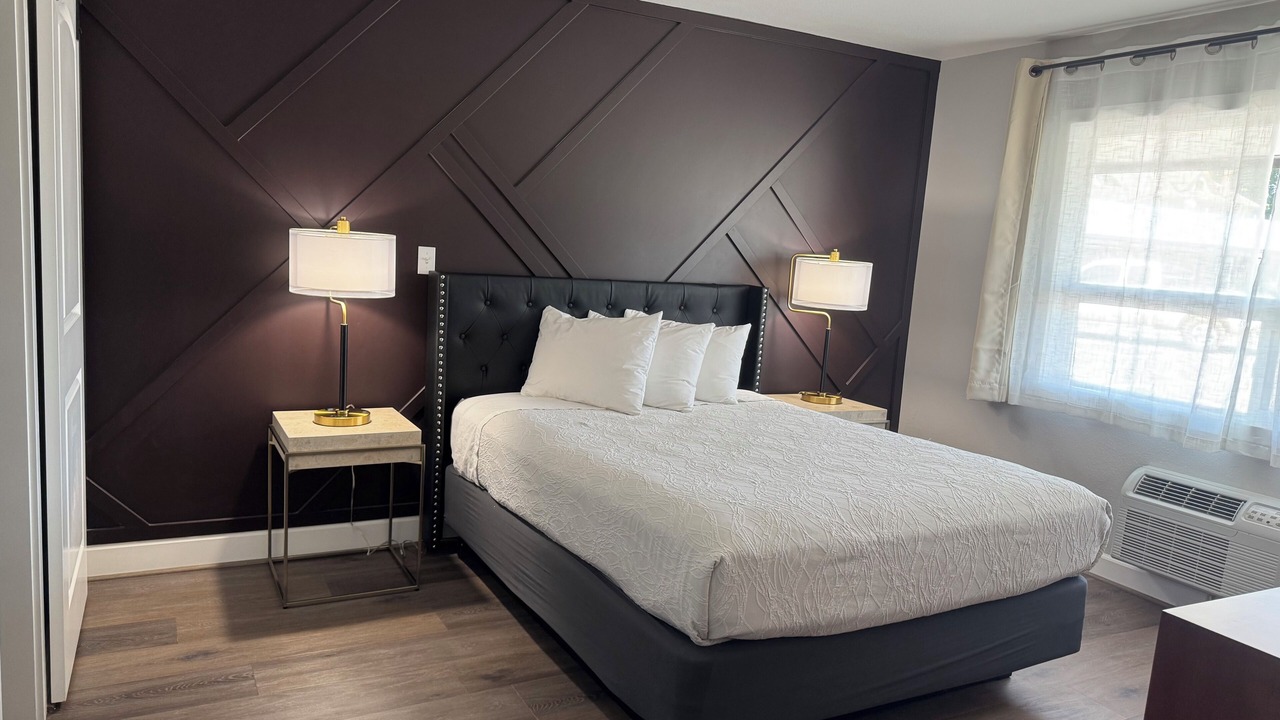 Photo of Bedroom in Baker City