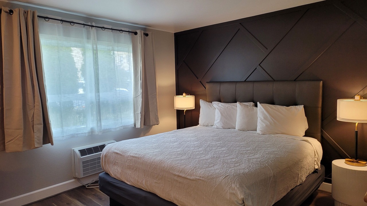 Photo of Bedroom in Baker City