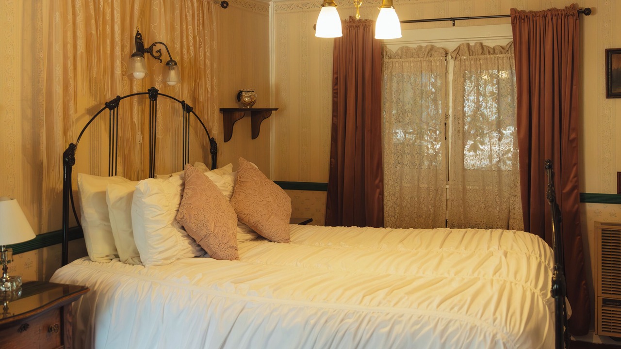Photo of Bedroom in Julian