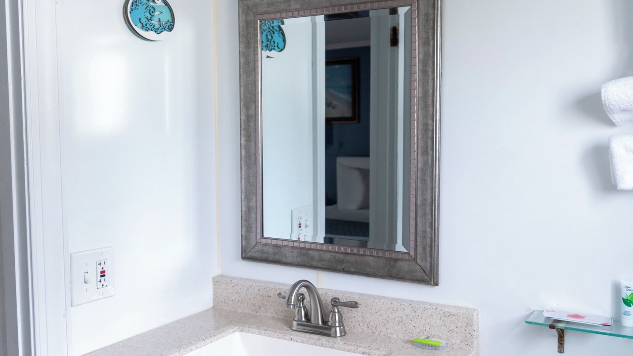 Photo of Bathroom in York Beach