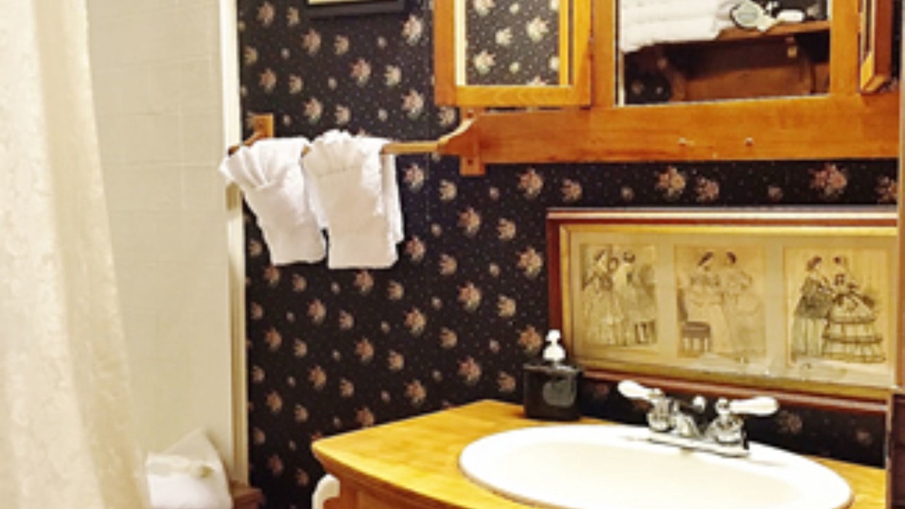 Photo of Bathroom in Chesapeake City