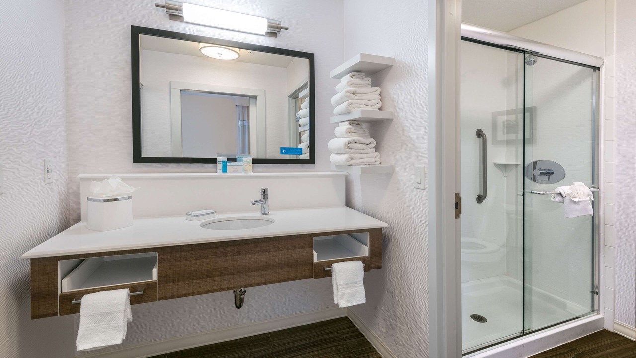 Photo of Bathroom in Brooks City Base